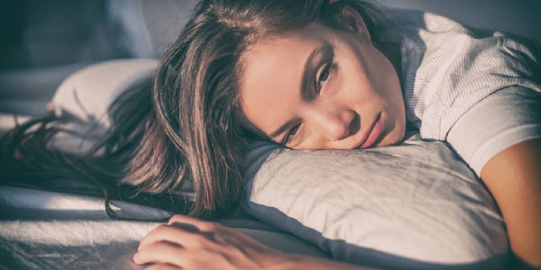 Sürekli yorgun hissetmenizin altında yatan gerçek ne? Uzmanlar kronik yorgunluğun sebebini açıkladı! 1